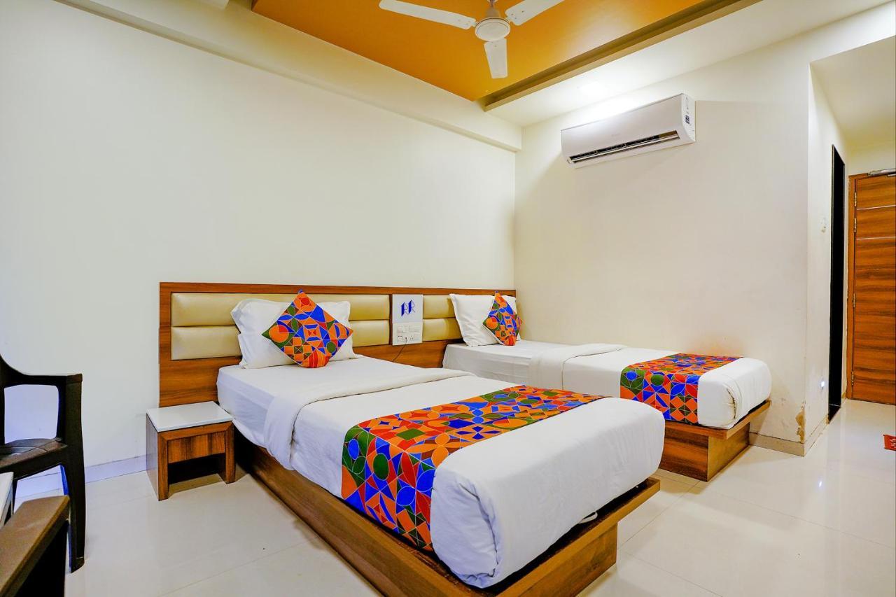 Fabhotel Ramjis Residency Nashik Eksteriør billede