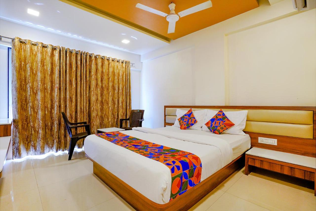 Fabhotel Ramjis Residency Nashik Eksteriør billede