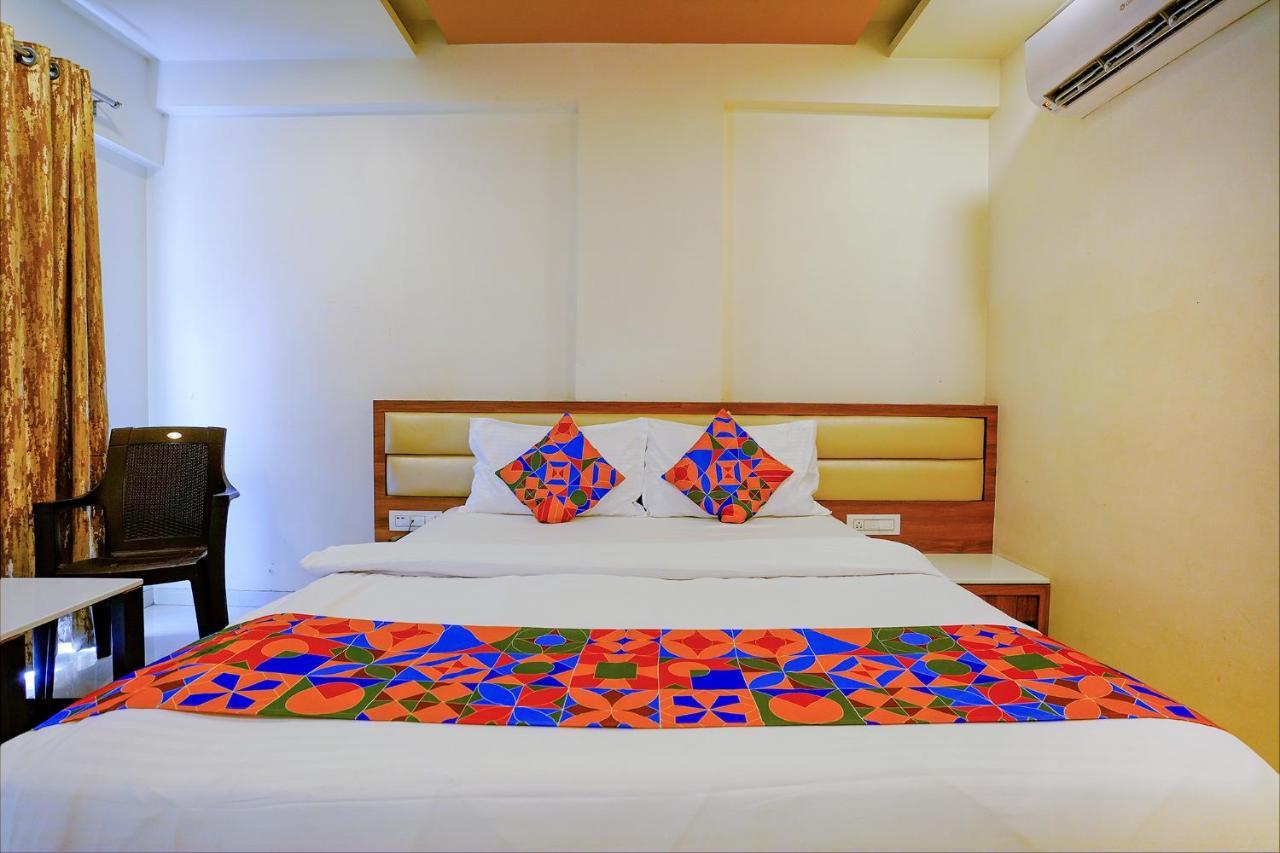 Fabhotel Ramjis Residency Nashik Eksteriør billede