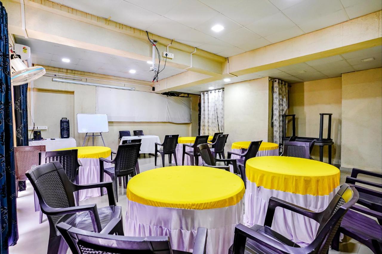 Fabhotel Ramjis Residency Nashik Eksteriør billede