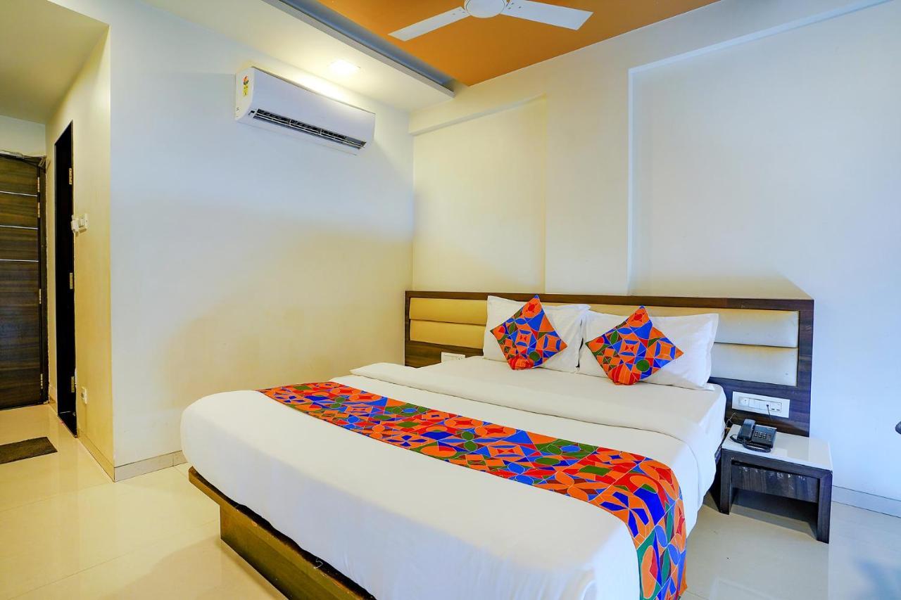Fabhotel Ramjis Residency Nashik Eksteriør billede